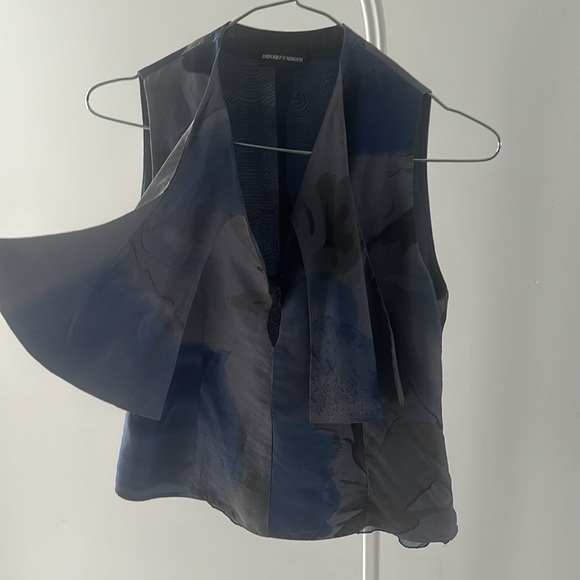 Emporio Armani | Silk tie-neck Seeveless Blouse - Picture 3 of 6